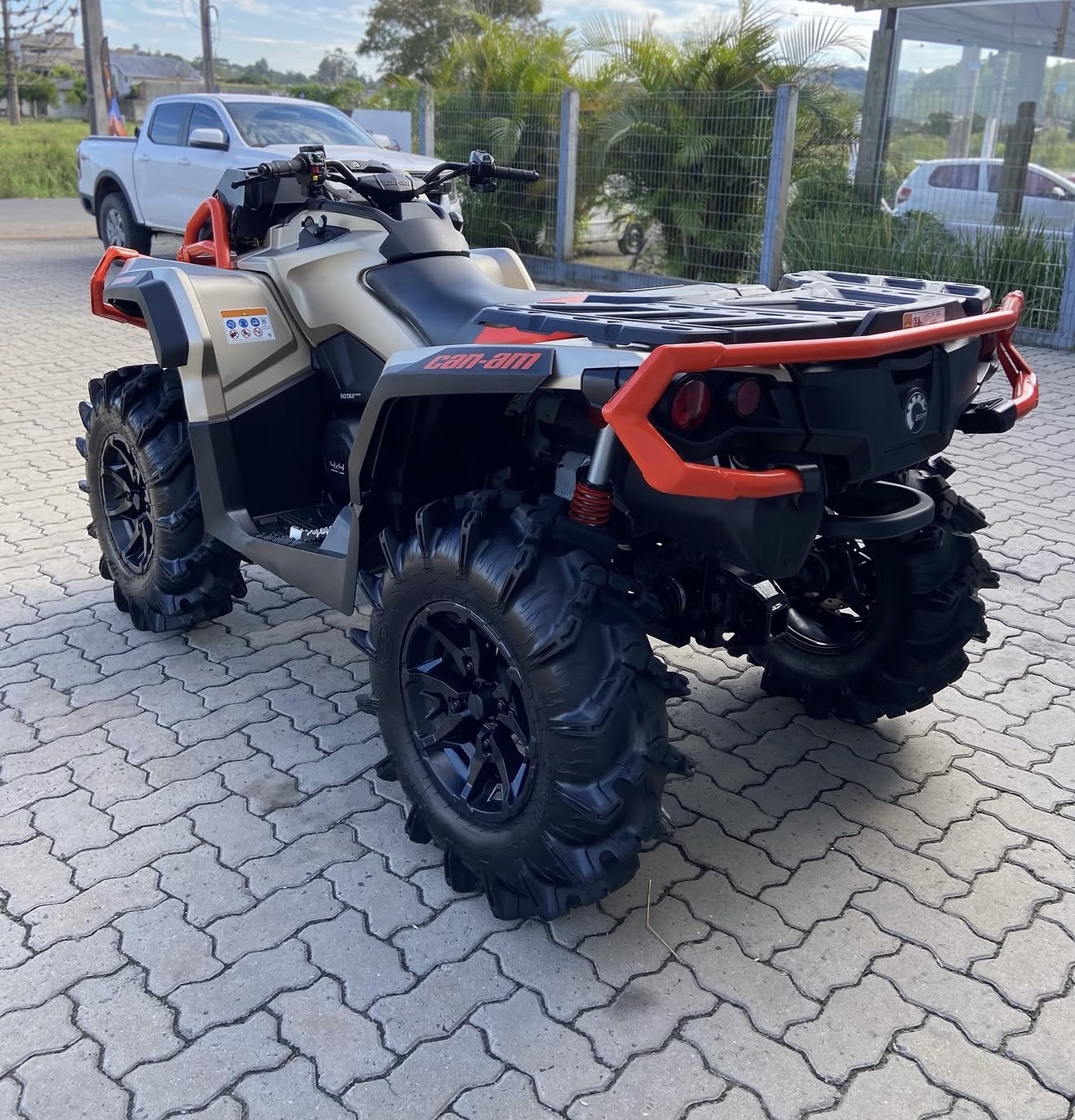 Can-Am Outlander XMR 1000 - Image 4
