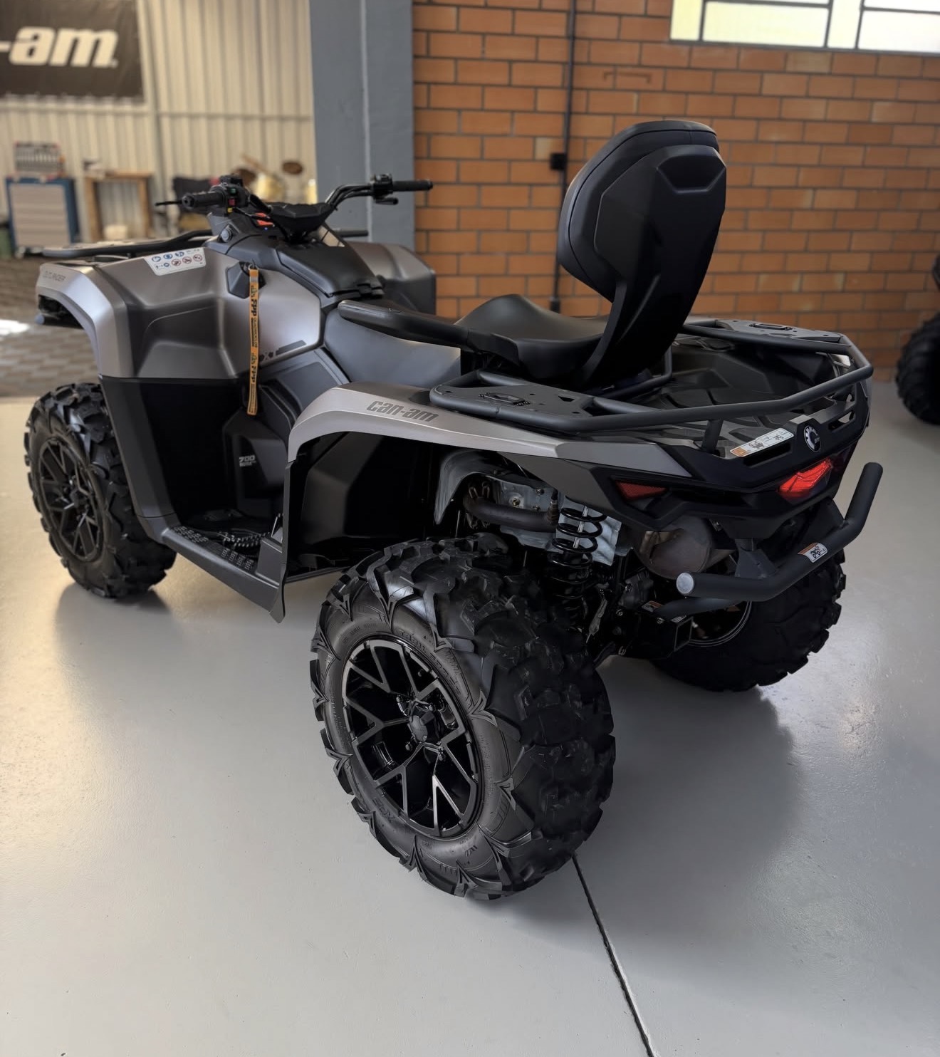 Can-Am Outlander MAX XT 700 ATV - Image 3