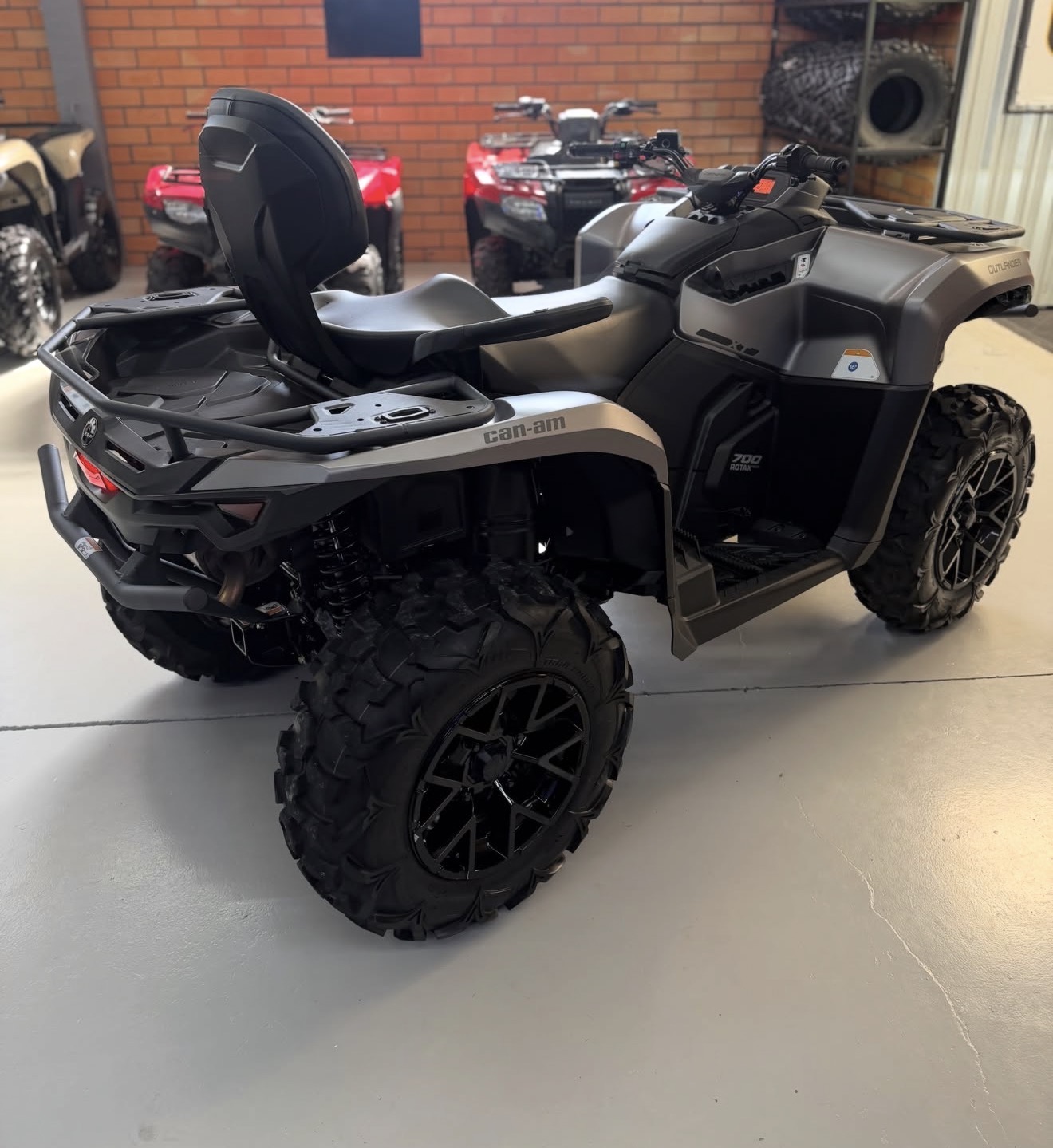 Can-Am Outlander MAX XT 700 ATV - Image 4